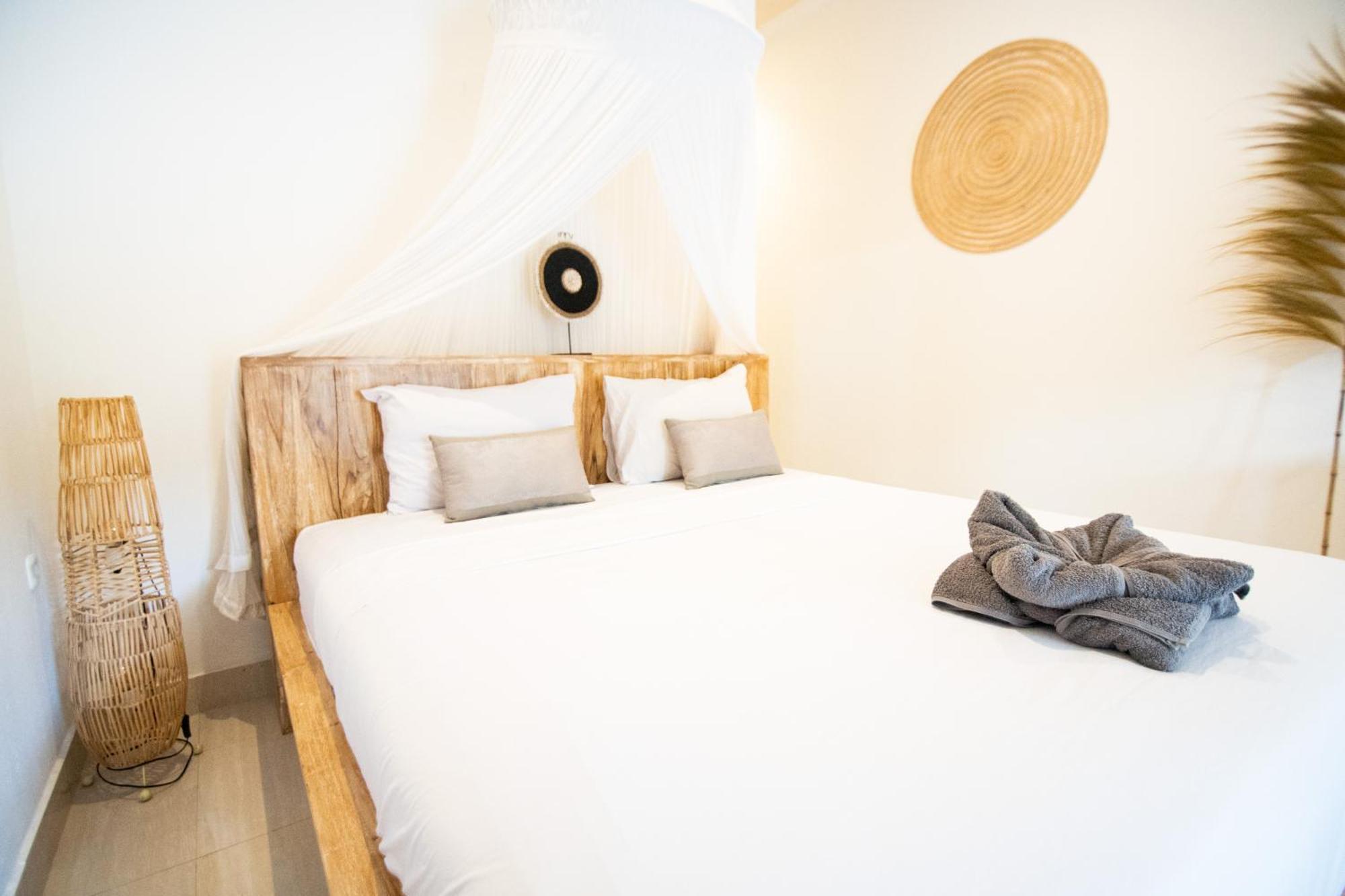 Rumah Singa - Holistic Healing Retreat Гили-Эйр Экстерьер фото
