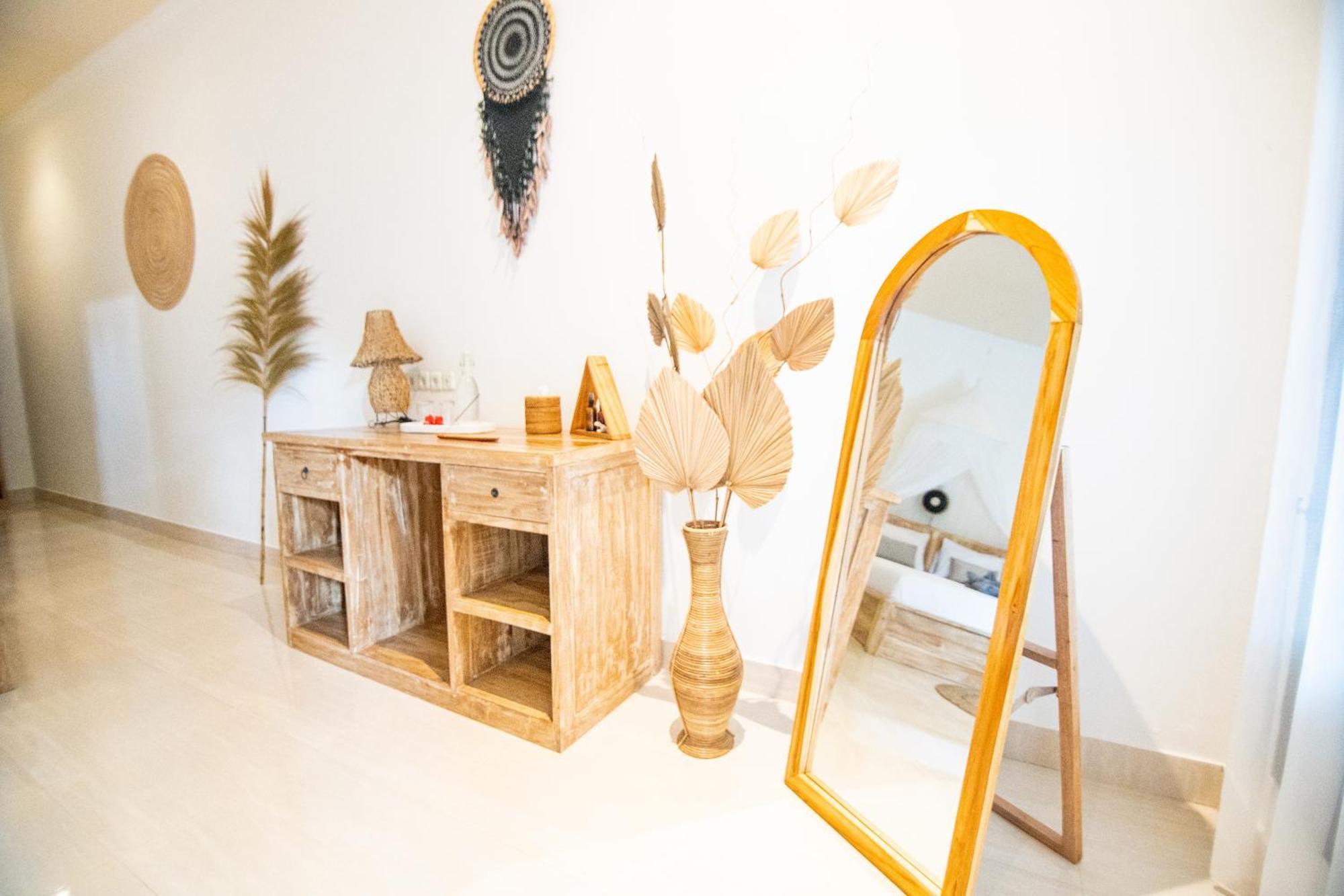 Rumah Singa - Holistic Healing Retreat Гили-Эйр Экстерьер фото