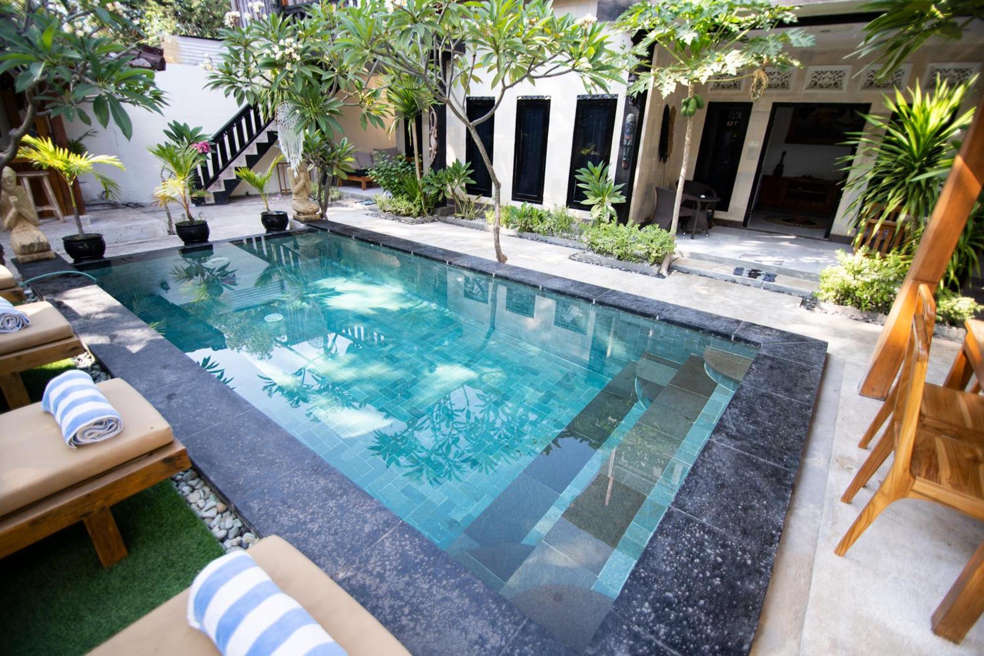 Rumah Singa - Holistic Healing Retreat Гили-Эйр Экстерьер фото
