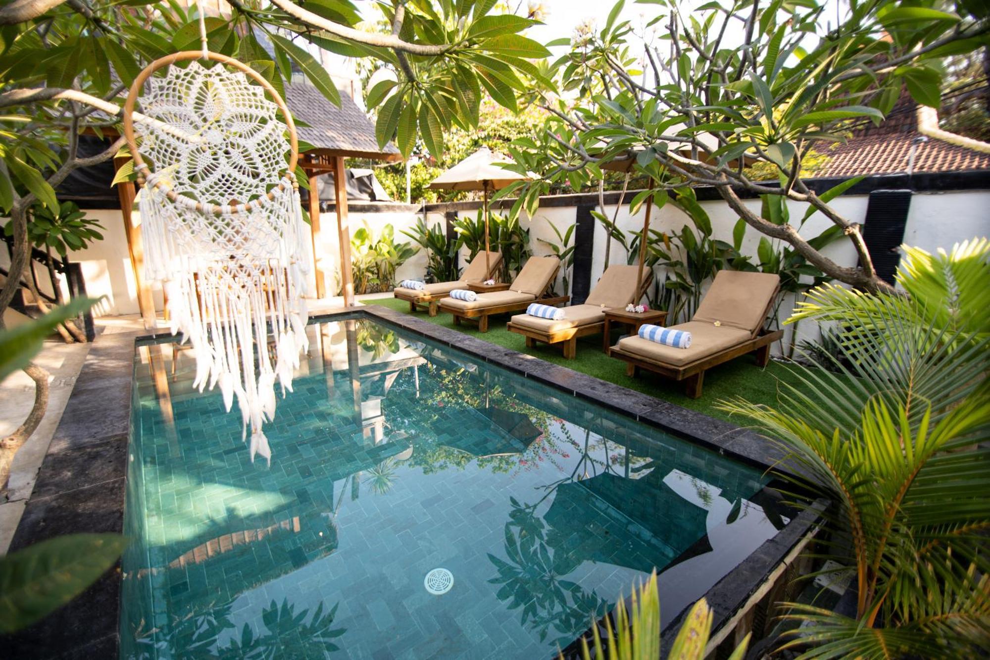 Rumah Singa - Holistic Healing Retreat Гили-Эйр Экстерьер фото